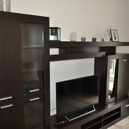 Appartement Lux Near The Center & Station *